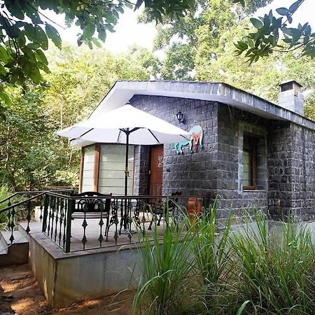 Singinawa Jungle Lodge Kanha Lagma Kültér fotó